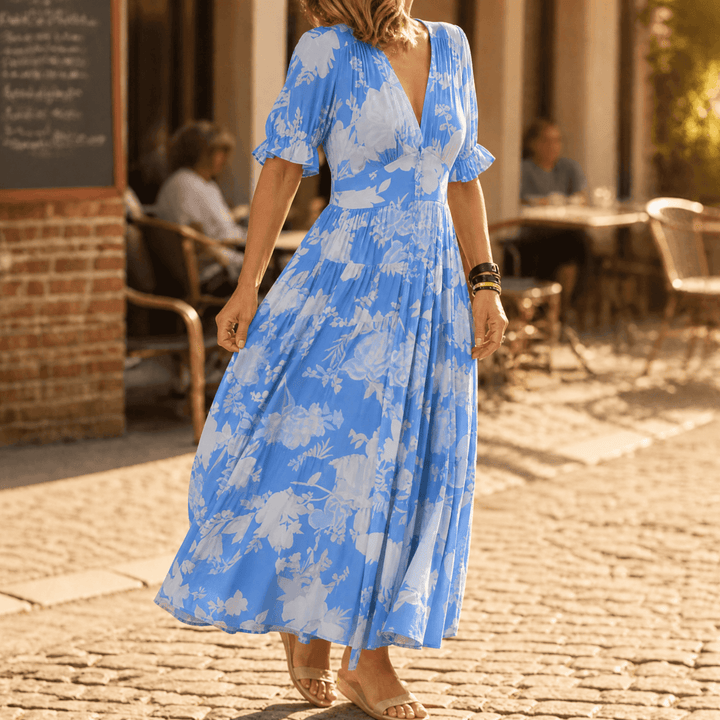 Minelda – Flowing Floral Maxi Dress